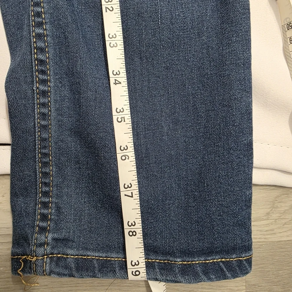 Levis levi’s 512